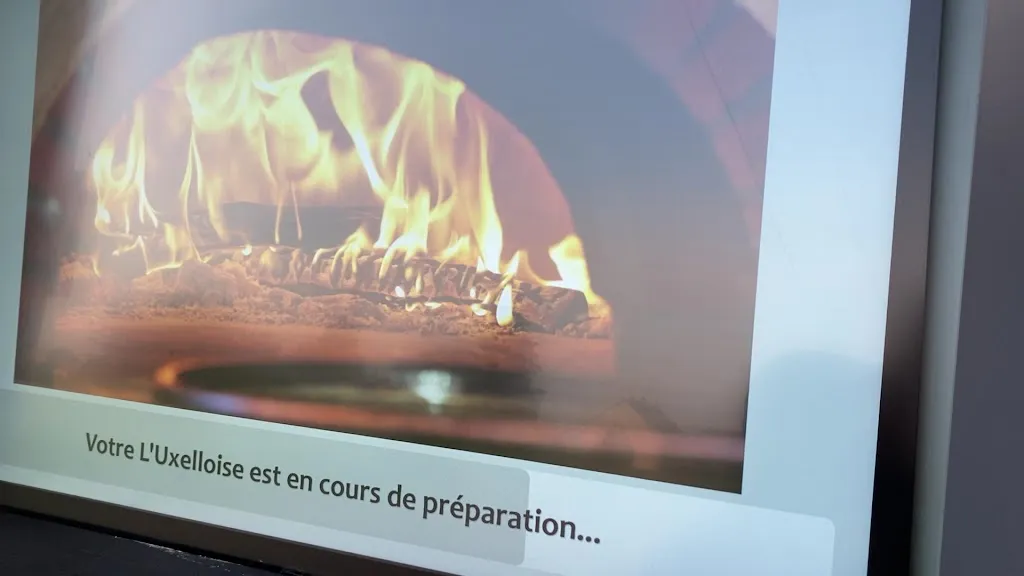 Cécile-Laure KHAL_Tradi Pizz_Huisseau-sur-Mauves_review