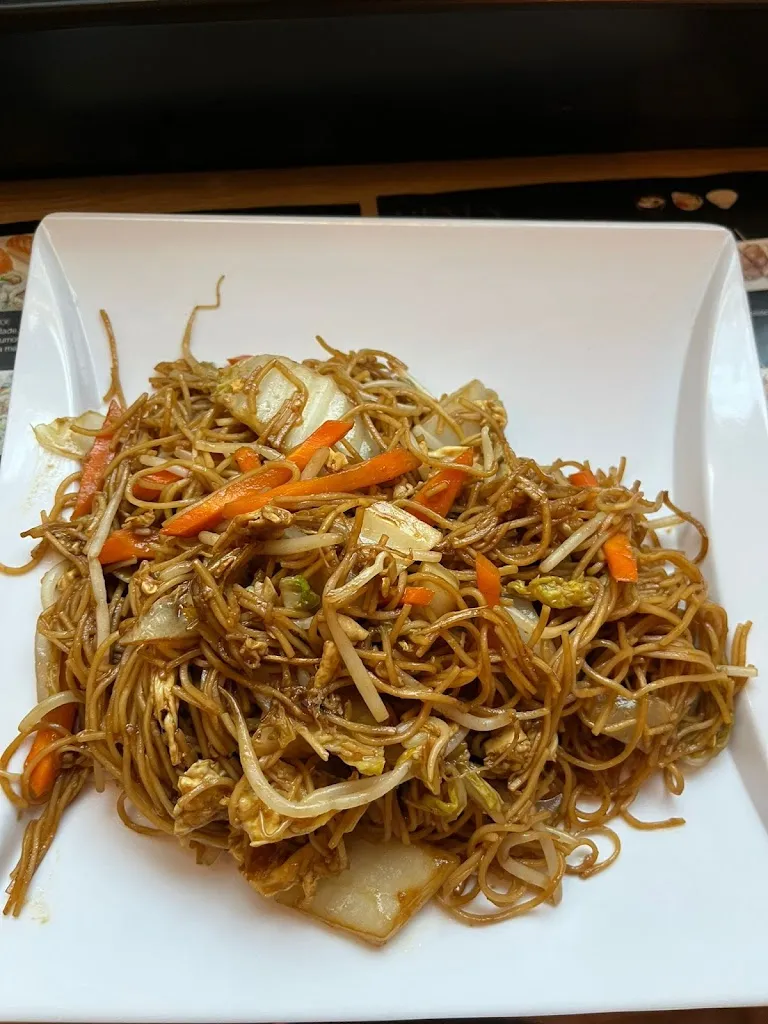 SUSHIS THAI_Gallardon_slider_image_2