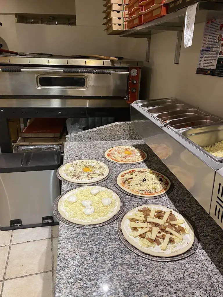 Menu_King _ Pizza_Gallardon_image_7