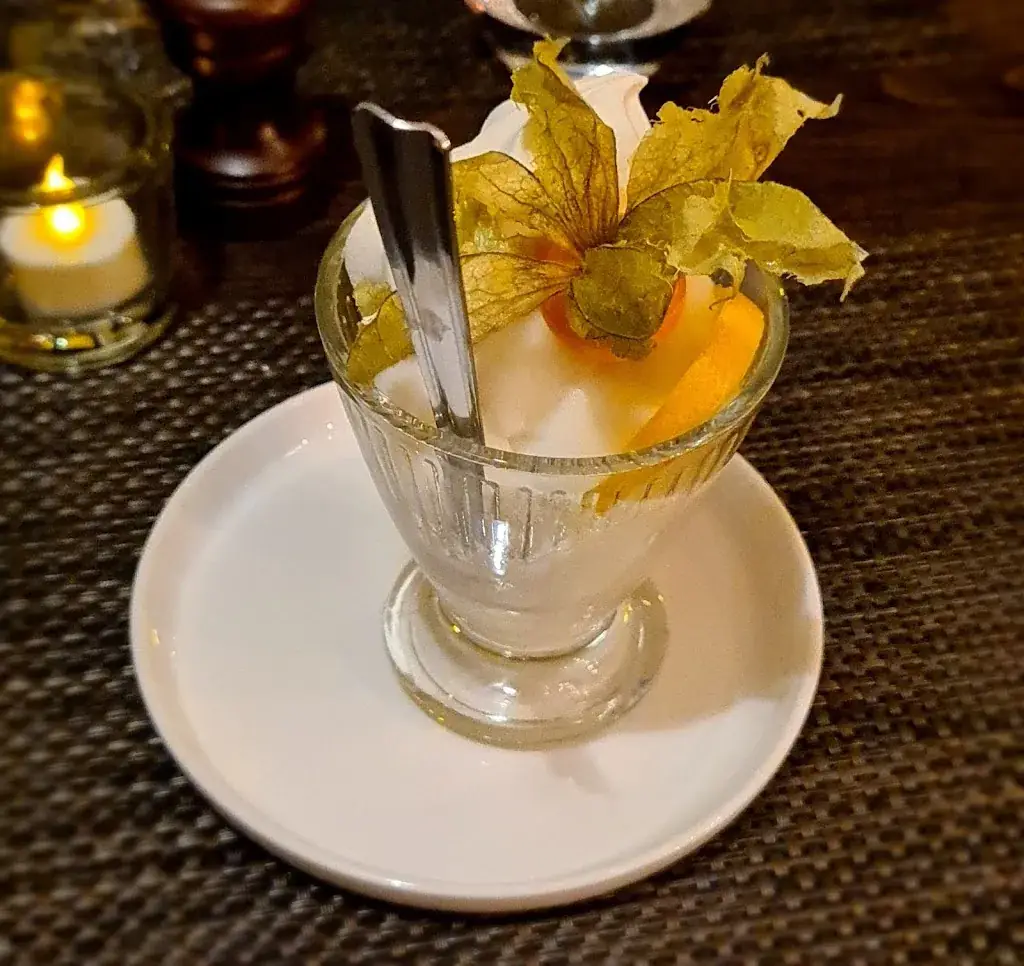 Frantz Hautomnn_L'Ardoise_Graçay_review