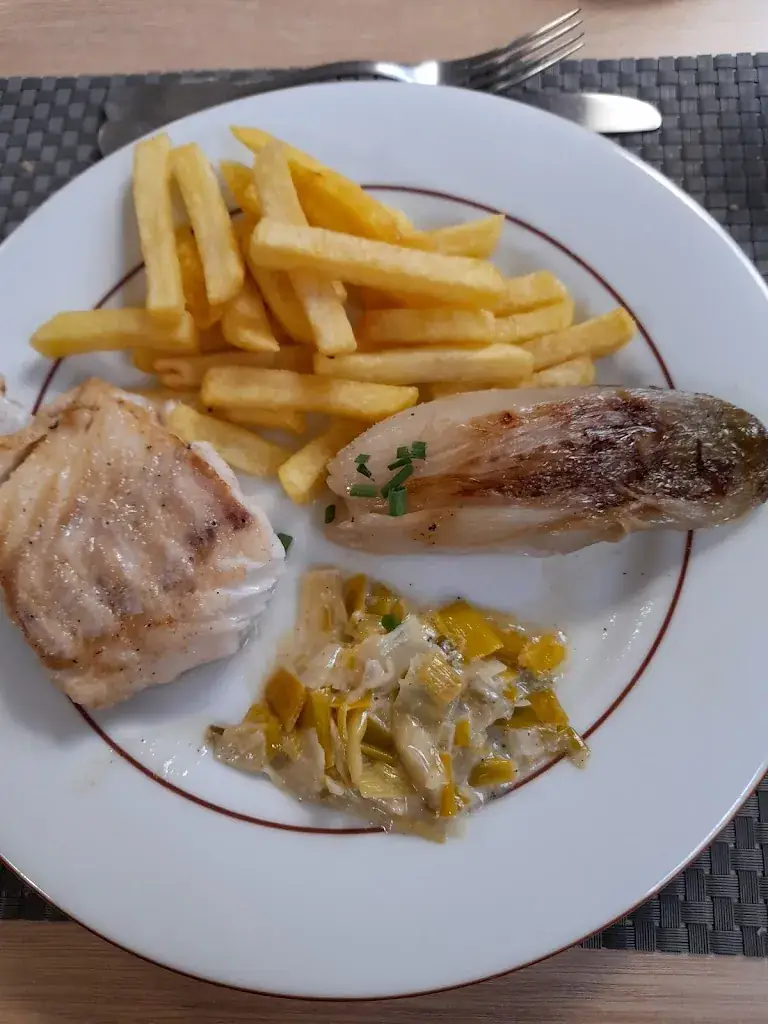 lydia desjardins_La Chapelotte_Graçay_review