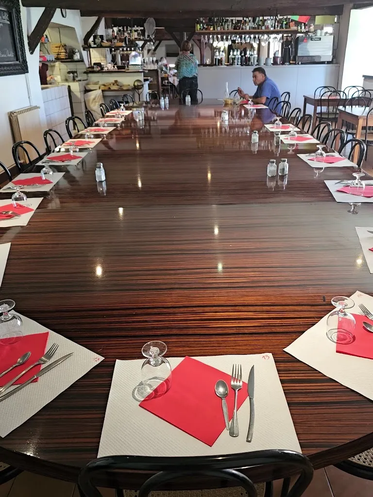 La Plaisance Bar-Restaurant-Routier_Graçay_slider_image_2