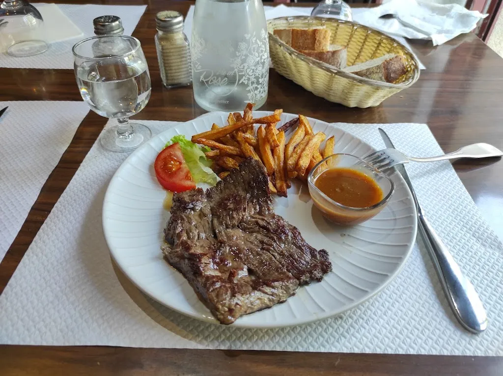 La Plaisance Bar-Restaurant-Routier_Graçay_slider_image_3