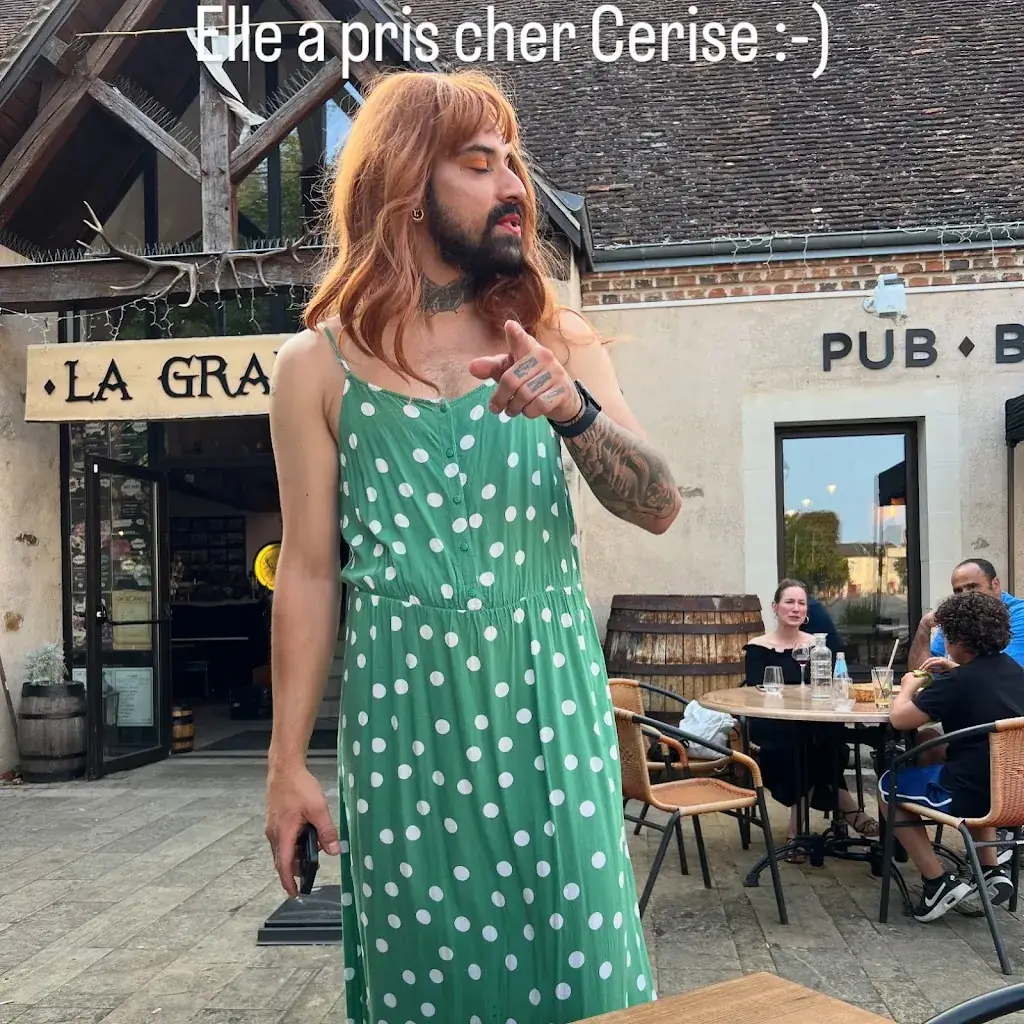 Sy Fa_La Grange | Pub anglais & brasserie traditionnelle_Saint-Outrille_review