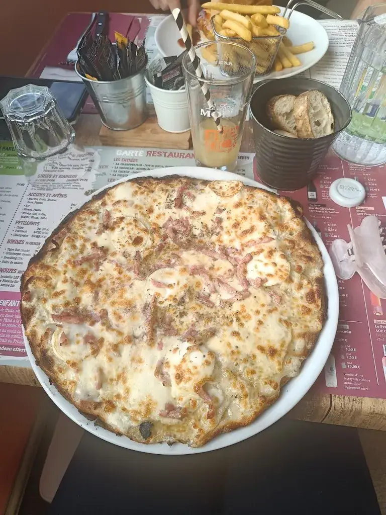 Helen Palmer_La Gamelle_Saint-Plantaire_review