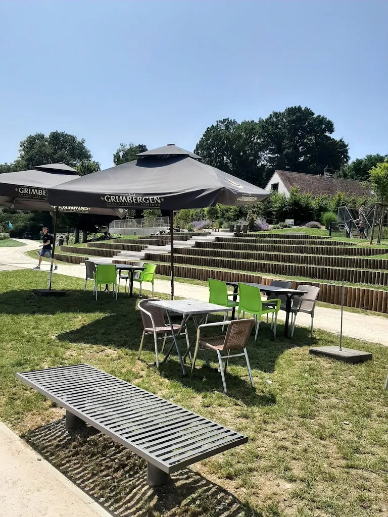 Bar De La Plage restaurant in Éguzon-Chantôme