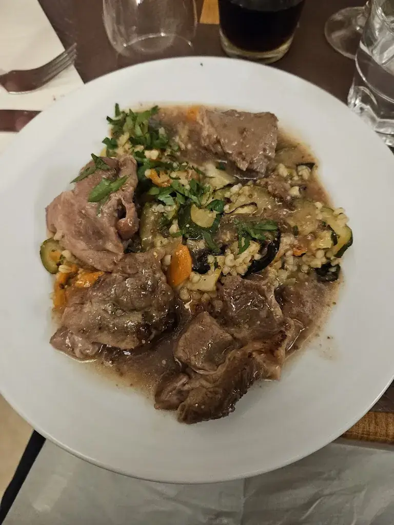 Nicole Anansi_Chez Max_Buis-les-Baronnies_recensione