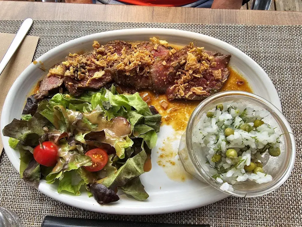 Riva Fougères Beach - Lac d'Eguzon_Saint-Plantaire_slider_image_2