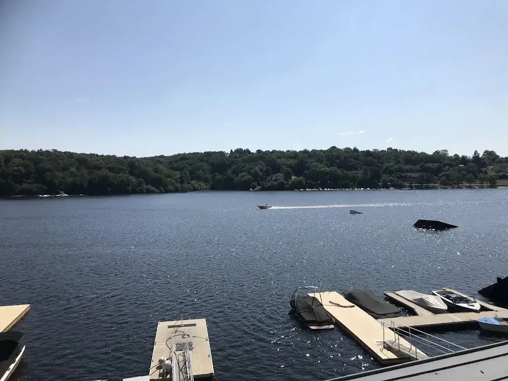 Jerem Fra_La Terrasse du Lac_Éguzon-Chantôme_review