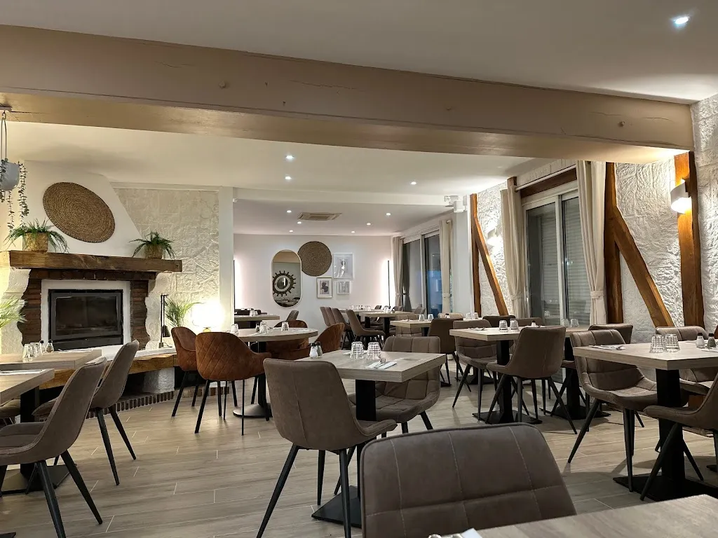 Brasserie l'Adresse Restaurant in Ingré