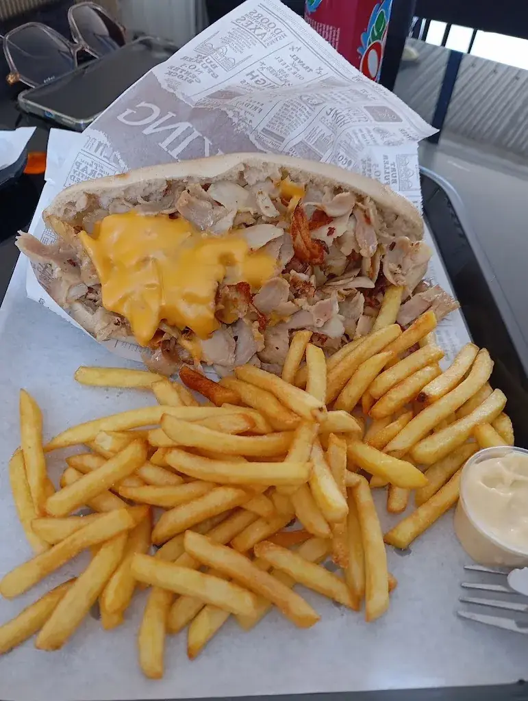 julien dubuisson_TN TACOS_L'Île-Bouchard_review