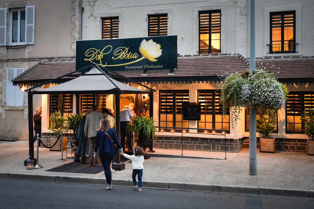 Dok Boua_Issoudun_slider_image_1