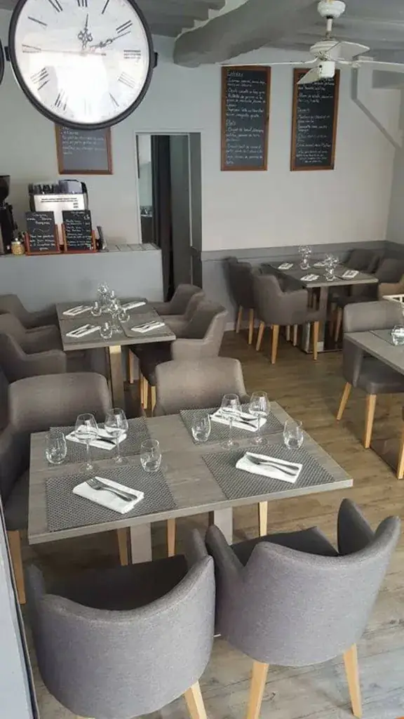 Le Petit Bouchon_Gien_slider_image_1