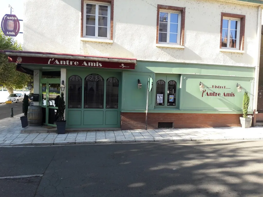 L'Antre Amis_Gien_slider_image_1