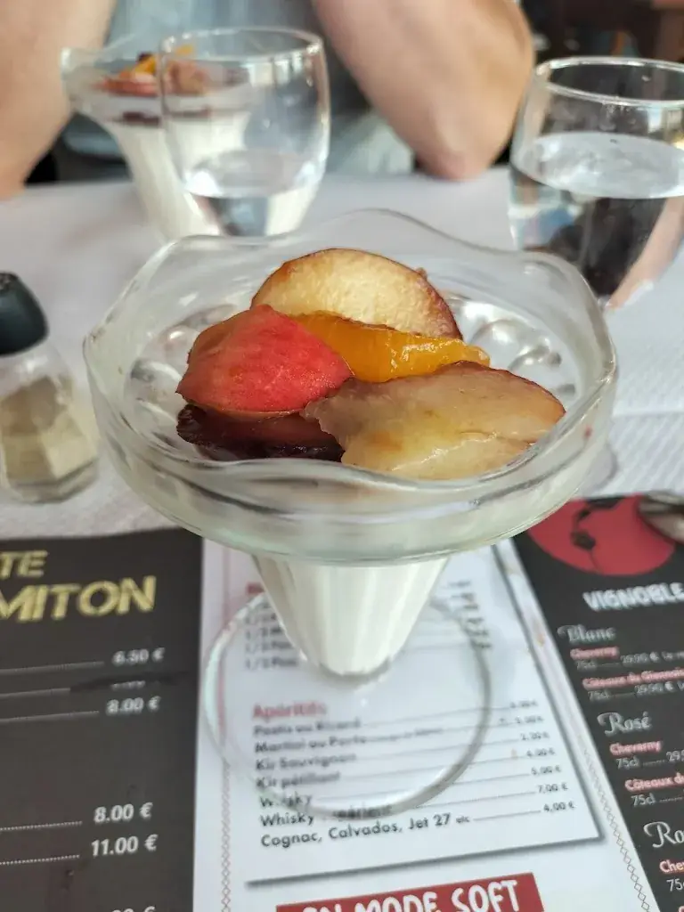 Sylvie Faure_La Marmite_Gien_review