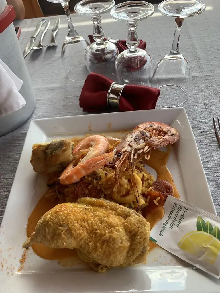 CBD Chloé_La Marmite_Gien_review