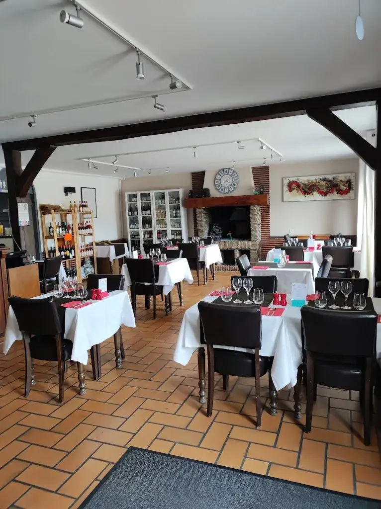 La Petite Auberge restaurant in Ferté-Saint-Aubin