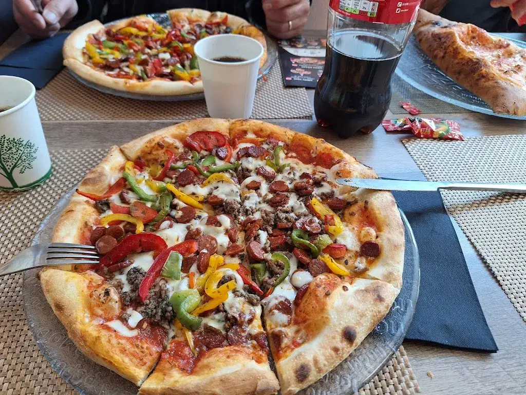 Luka Kabatari_Di Napoli_Ferté-Saint-Aubin_review