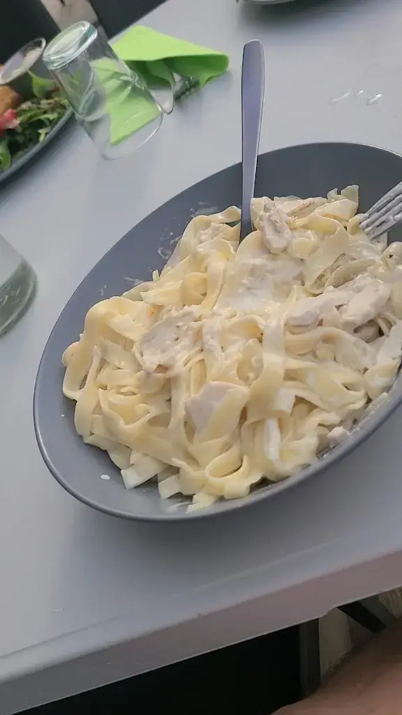 Surfing Manbearpig_La Taverne de la Métairie_Ville-aux-Dames_review