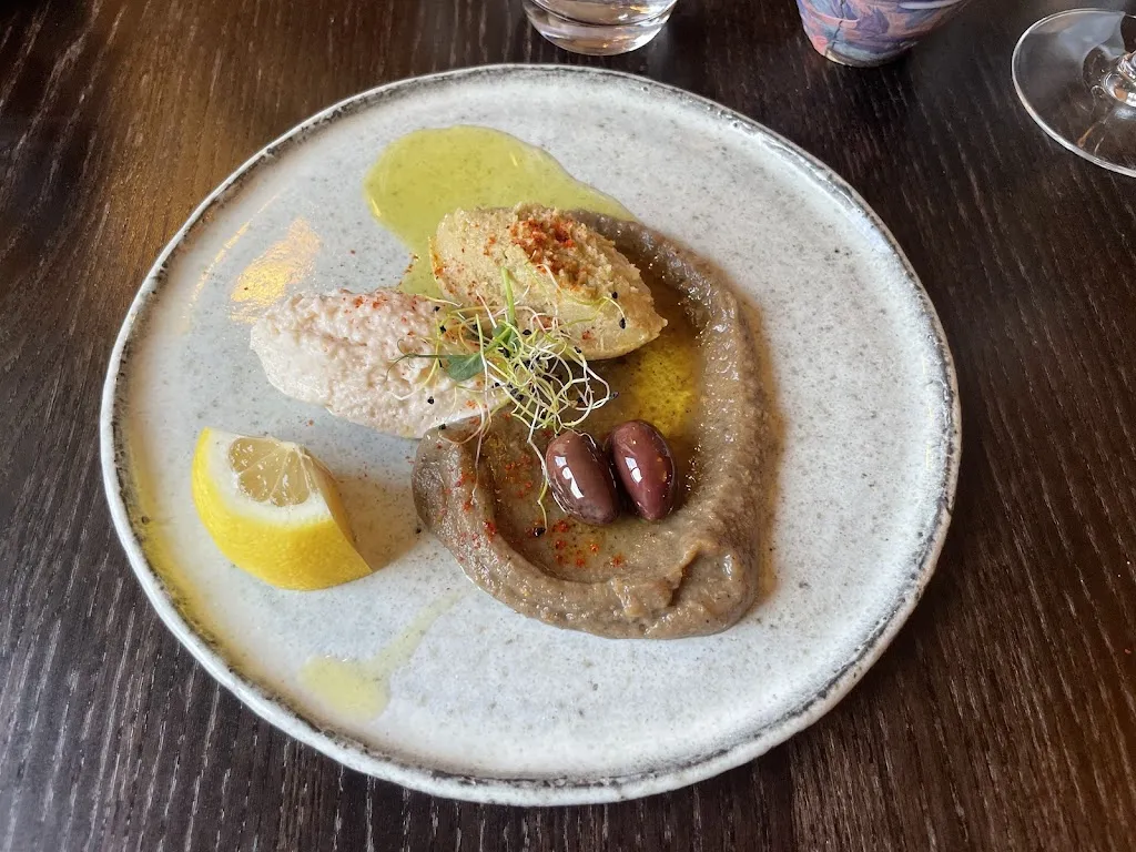 Lionel Collot_Le KM2_Henrichemont_review