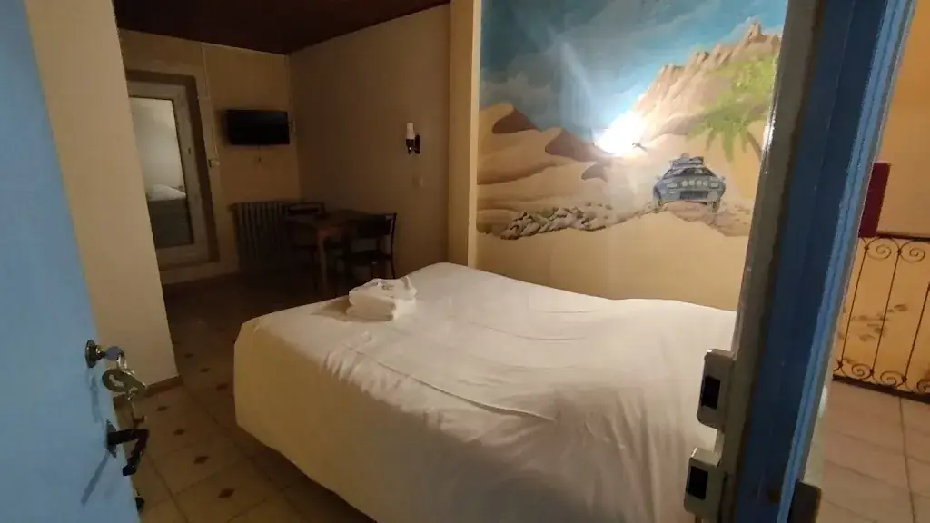 coralie soyer_Bar Les Passions_Buis-les-Baronnies_review