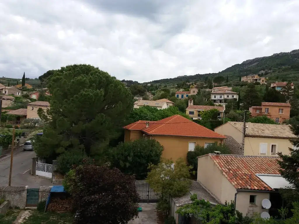 Katarzyna Wąsowska-Winter_Bar Les Passions_Buis-les-Baronnies_review