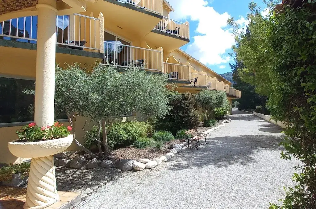 Sous L'Olivier restaurant in Buis-les-Baronnies