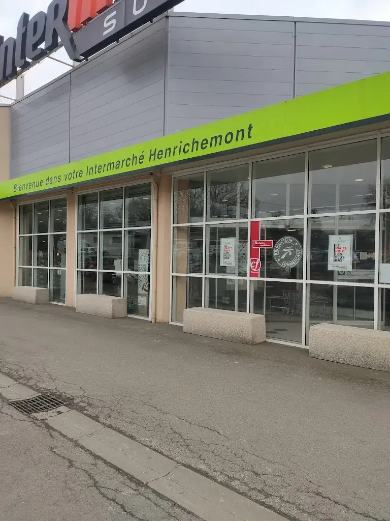 Intermarché station-service Henrichemont_Henrichemont_slider_image_1