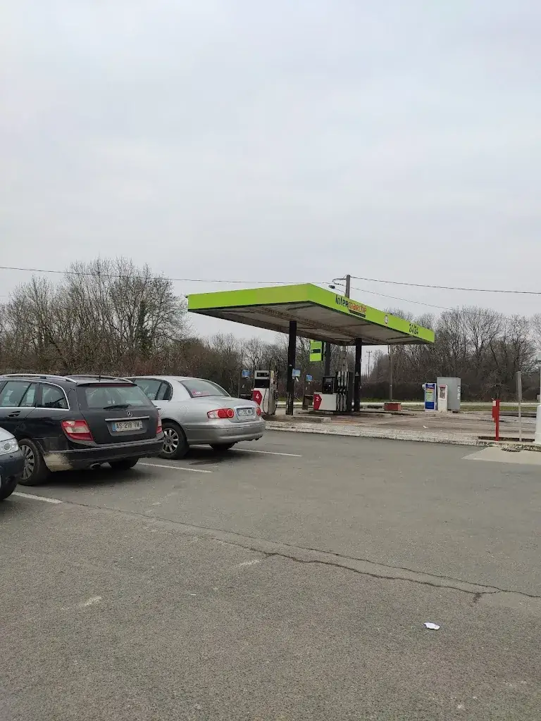 Intermarché station-service Henrichemont_Henrichemont_slider_image_2