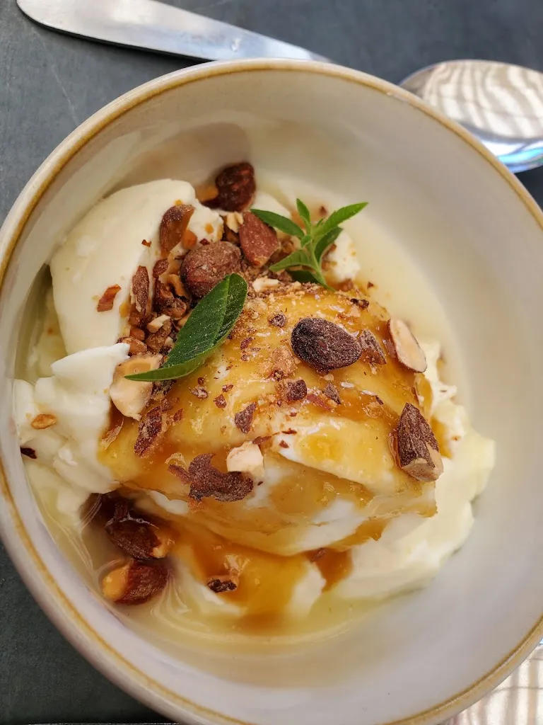 Menu_L Herbe Rouge Auberge de Campagne_Valaire_image_9