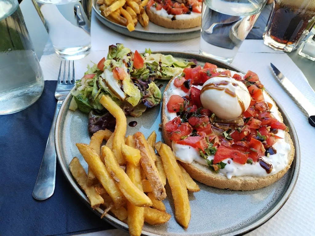 Stéphanie Jacquet_Le Sainte Anne_Riche_review