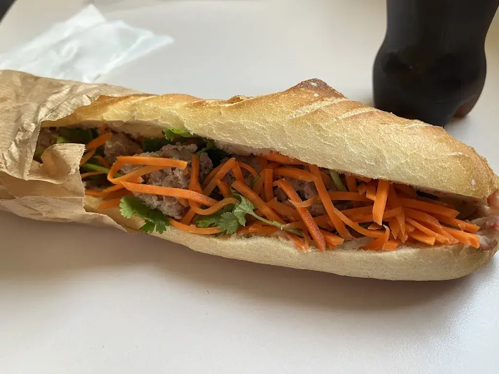 Banh Mi Lê sandwich vietnamien_Chartres_slider_image_3