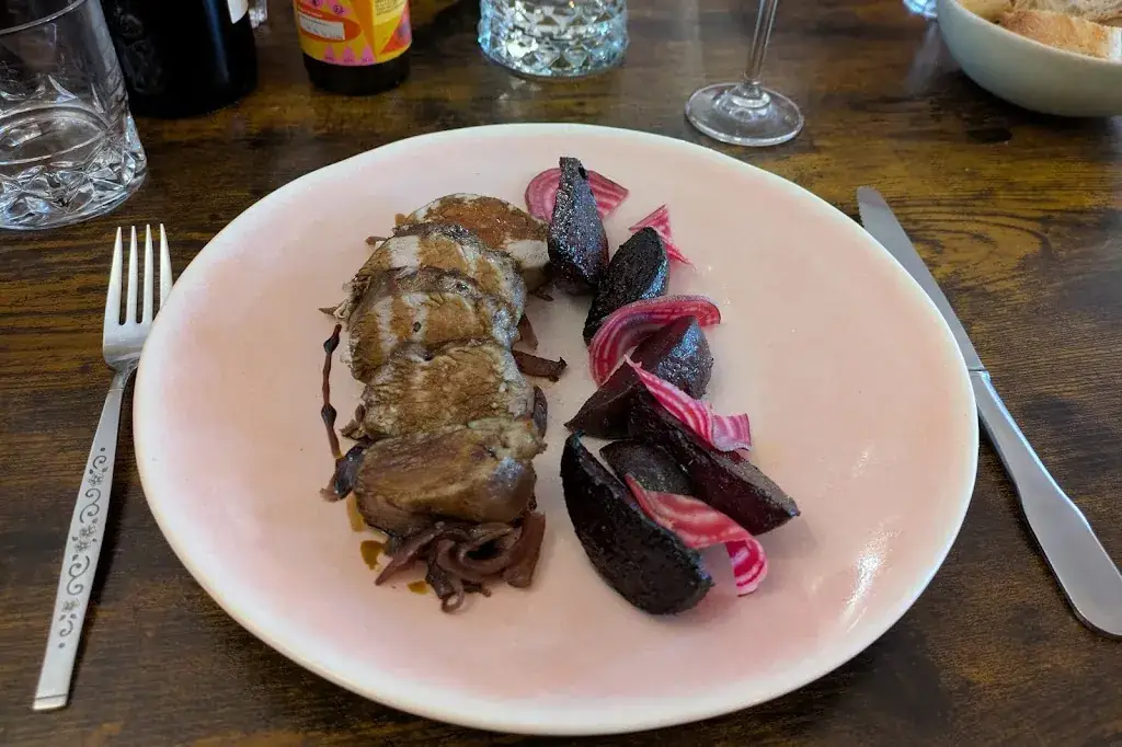 Tim Brown_L'Auberge_Grand-Pressigny_avis