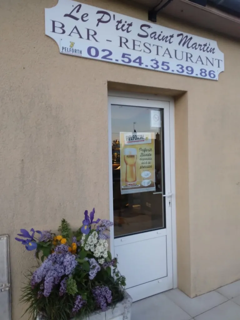 Le Petit Saint Martin restaurant in Levroux