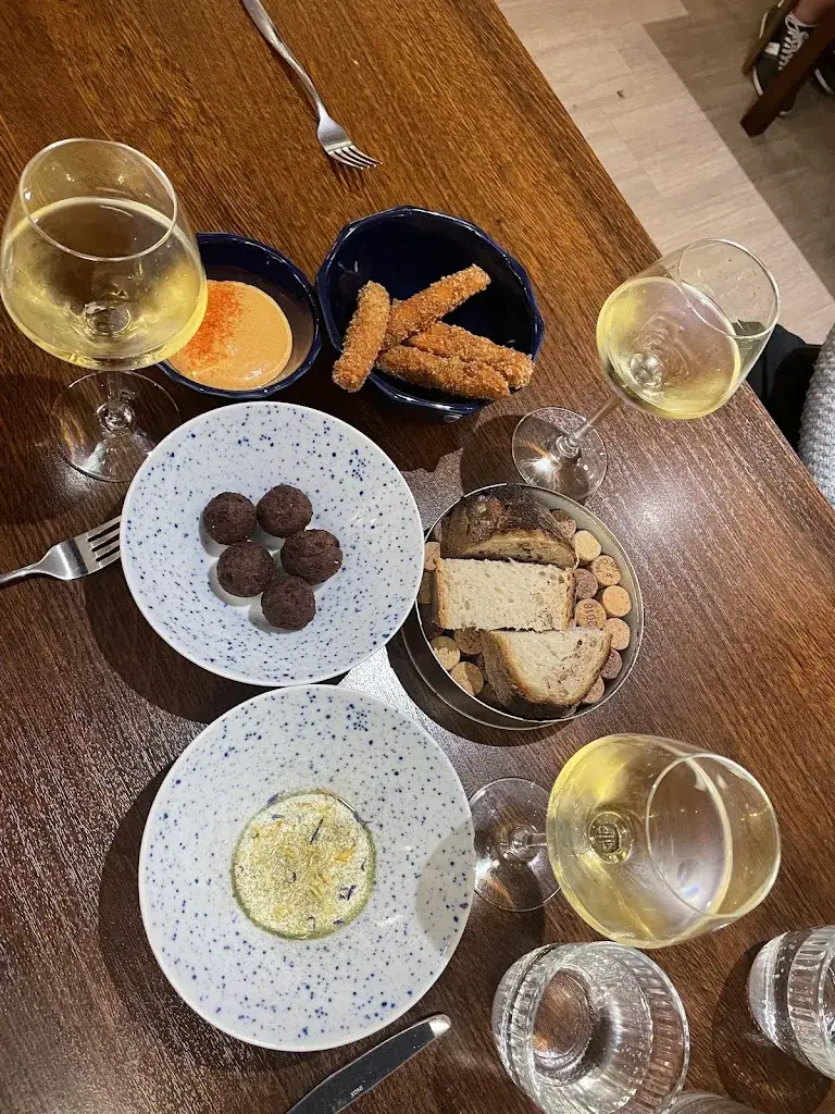 grania o'brien_MAGA_Orléans_review