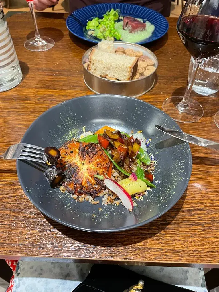 Adriaan Elzas_MAGA_Orléans_review