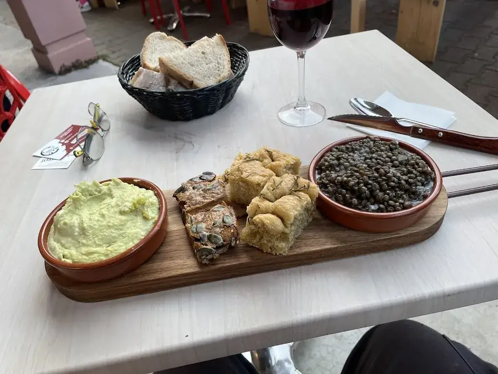 fannapm_Bistrot Les Iris_Bron_review