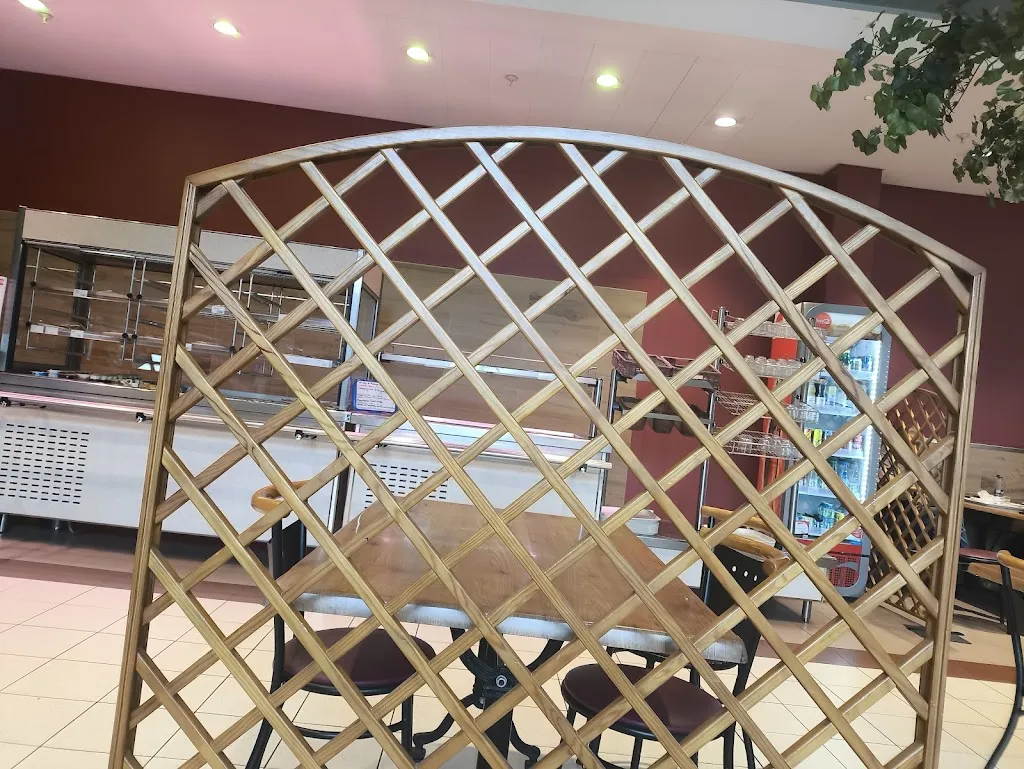 cafétéria restaurant in Châtre