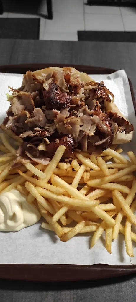 Resto Rapide_Loupe_slider_image_2