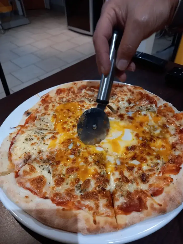 Le Relais Fleuri_Belhomert-Guéhouville_slider_image_2