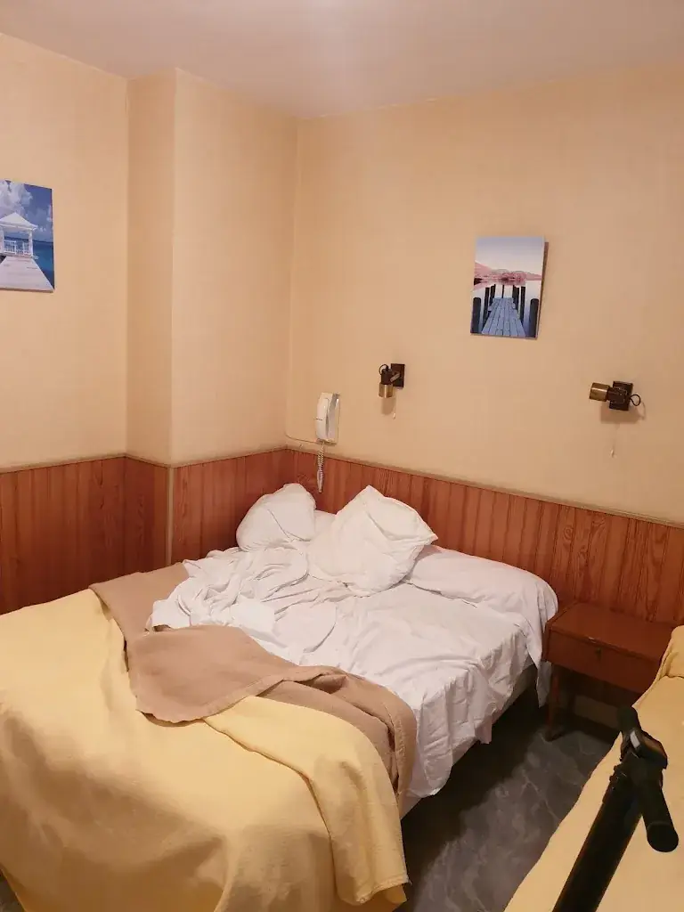 Le Colombier _Ligueil_slider_image_2