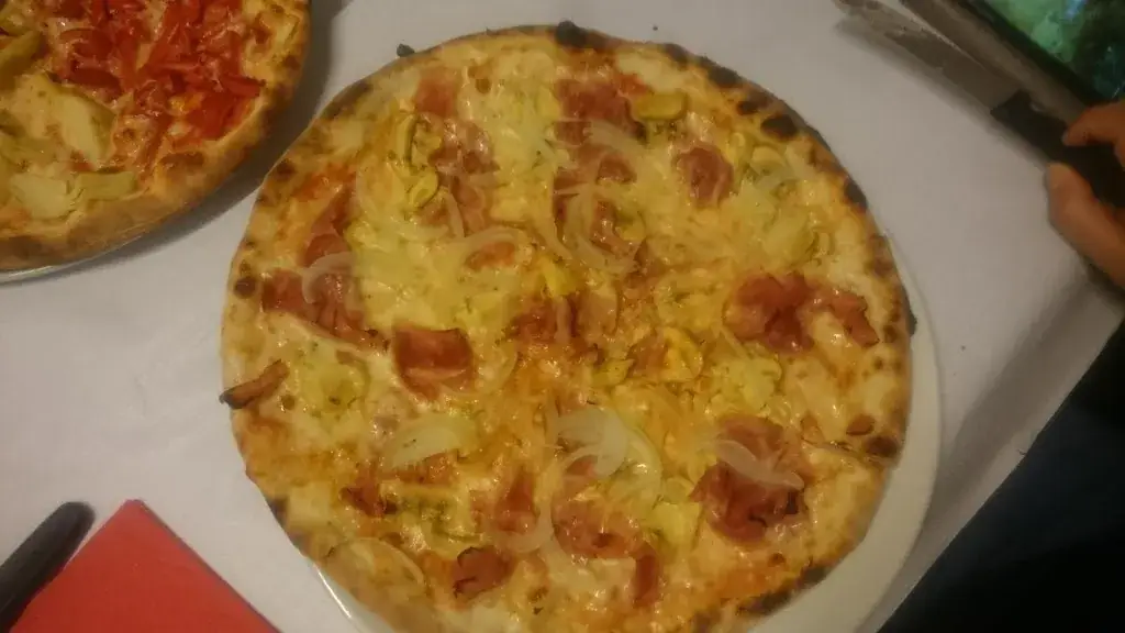 Paulo Carvalho_Restaurant Pizzeria l'Intyamon_Villars-sous-Mont_review