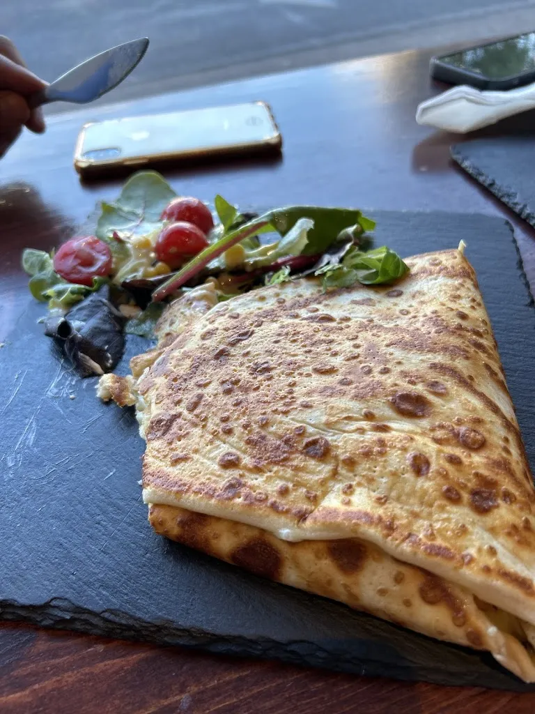 Yanis Djiala_LE BAR À DESSERT BRON_Bron_review