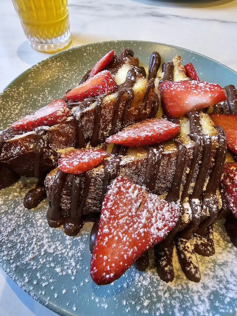 LE BAR À DESSERT BRON_Bron_slider_image_3