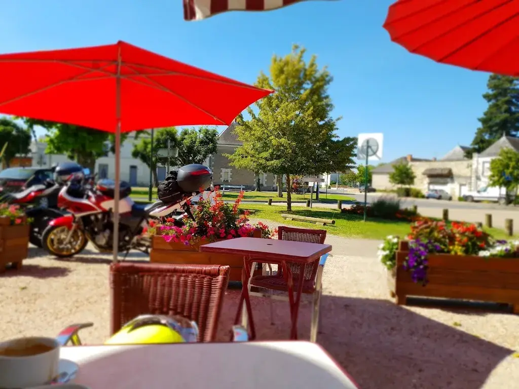 La Petite Escale restaurant in Bossée