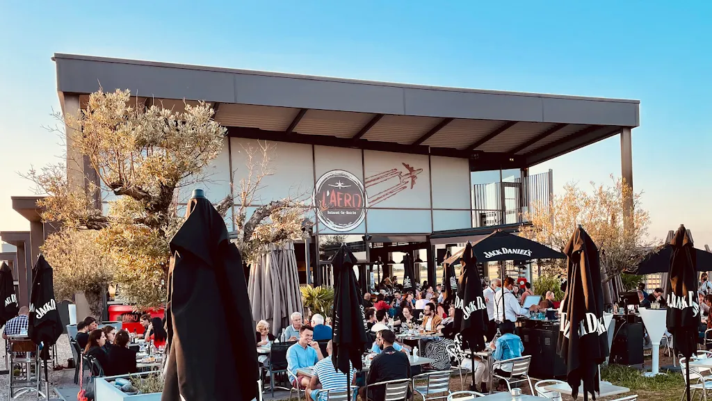 L'AERO_Bron_slider_image_1