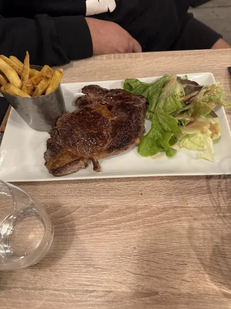 Menu_THE OLD SCHOOL TAVERN_Ville-aux-Dames_image_6