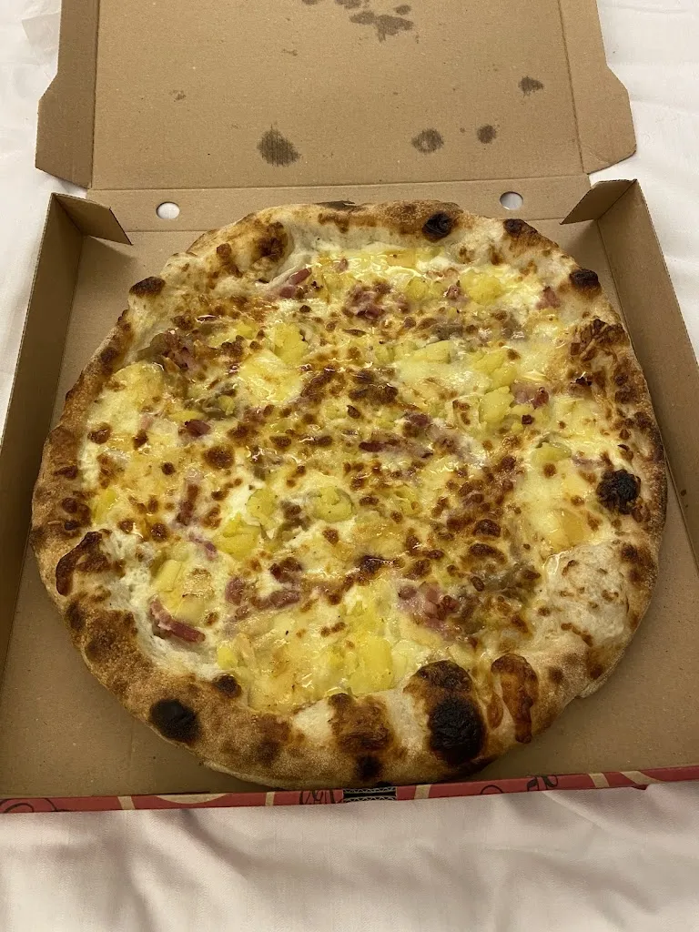 35XWB_La Case à Pizza_Ville-aux-Dames_review