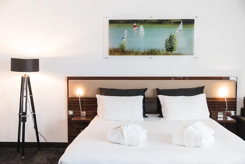 WESTOTEL TOURS VAL DE LOIRE_Ville-aux-Dames_slider_image_2