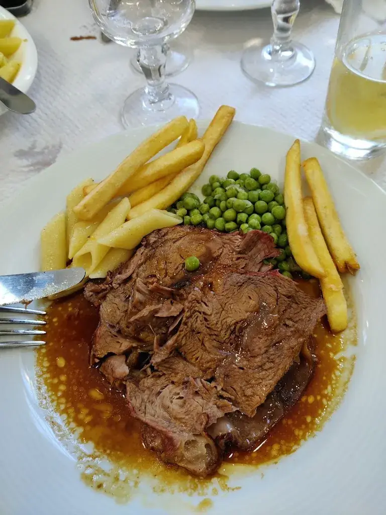 Restaurant Les Platanes_Bron_slider_image_2